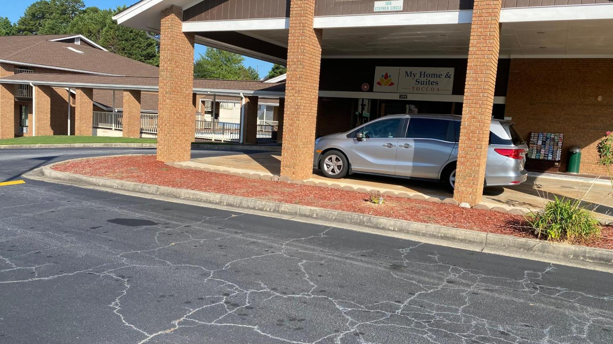 My Home & Suites Toccoa Exterior photo